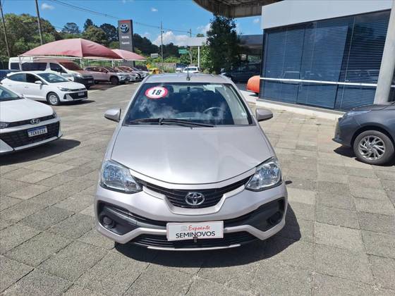 TOYOTA ETIOS 1.5 XS SEDAN 16V FLEX 4P AUTOMÁTICO